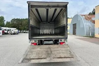 Scania P360, 264 kW, дизель, автомат