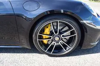 Porsche 911, 3.7, 478 kW, bensiin, automaat, nelikvedu