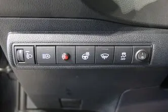 Toyota Corolla, 1.8, 72 kW, hybrid, automatic, front-wheel drive