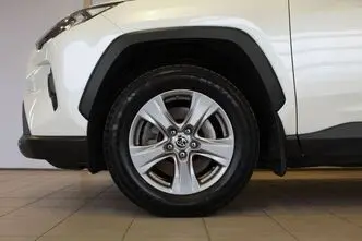 Toyota RAV4, 2.5, 131 kW, гибрид, автомат, передний привод