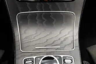 Mercedes-Benz C 300, 2.0, 180 kW, дизель, автомат, полный привод