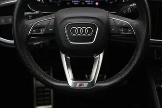 Audi Q3, 1.4, 110 kW, pistikhübriid, automaat, esivedu