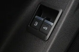Audi Q3, 1.4, 110 kW, pistikhübriid, automaat, esivedu