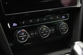 Volkswagen Passat, 1.4, 115 kW, plug-in hybrid, automatic, front-wheel drive