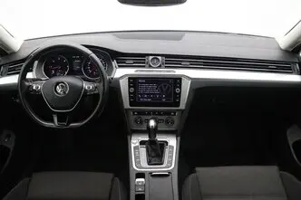 Volkswagen Passat, 1.6, 88 kW, diisel, automaat, esivedu