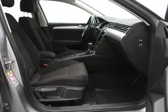 Volkswagen Passat, 1.6, 88 kW, diisel, automaat, esivedu