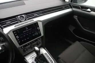 Volkswagen Passat, 1.6, 88 kW, diisel, automaat, esivedu