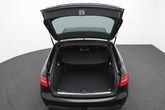Audi A4, 1.8, 125 kW, бензин, механическая, передний привод