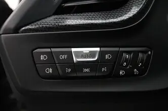 BMW 118, 1.5, 103 kW, bensiin, automaat, esivedu