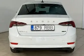 Škoda Octavia, 1.0, 81 kW, гибрид, автомат, передний привод