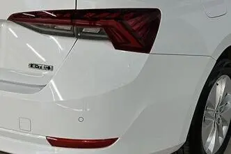Škoda Octavia, 1.0, 81 kW, гибрид, автомат, передний привод