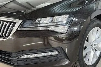 Škoda Superb, 2.0, 140 kW, petrol, automatic, front-wheel drive