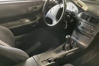 Honda CRX, 1.6, 92 kW, бензин, механическая, передний привод