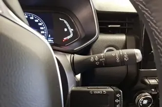 Renault Clio, 1.0, 67 kW, бензин, механическая, передний привод