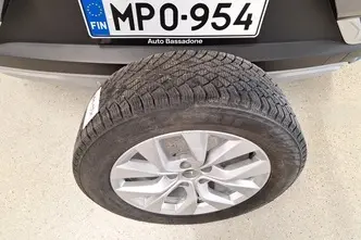 Renault Captur, 1.3, 103 kW, hybrid, automatic, front-wheel drive