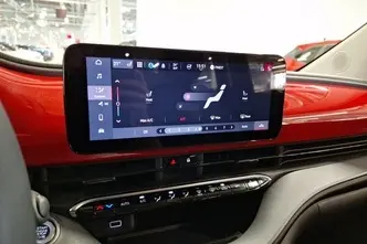Fiat 500e, 87 kW, elekter, automaat, esivedu