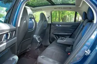 1.5, 192 kW, pistikhübriid, automaat, esivedu
