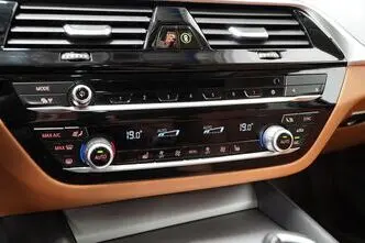 BMW 530, 2.0, 135 kW, pistikhübriid, automaat, nelikvedu