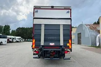 Scania P450, 331 kW, дизель, автомат