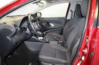 Toyota Yaris, 1.5, 92 kW, petrol, manual, front-wheel drive