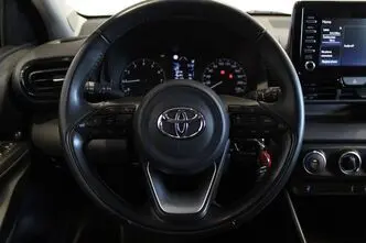 Toyota Yaris, 1.5, 92 kW, petrol, manual, front-wheel drive