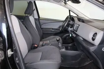 Toyota Yaris, 1.5, 82 kW, petrol, manual, front-wheel drive