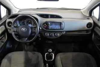 Toyota Yaris, 1.5, 82 kW, petrol, manual, front-wheel drive