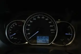 Toyota Yaris, 1.5, 82 kW, petrol, manual, front-wheel drive