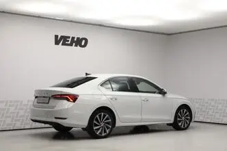 Škoda Octavia, 1.5, 110 kW, бензин, механическая, передний привод