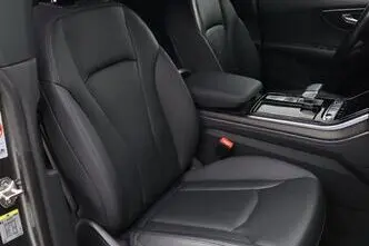 Audi Q8, automaat, nelikvedu