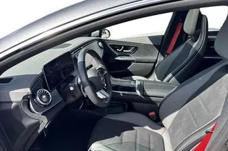 Mercedes-Benz EQE, 135 kW, electric, automatic, four-wheel drive