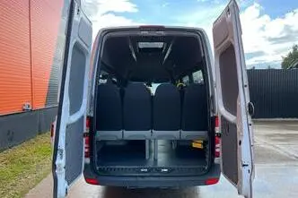 Mercedes-Benz Sprinter, 120 kW, diesel, automatic