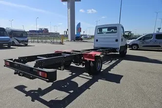 Iveco Daily, manuaal, tagavedu