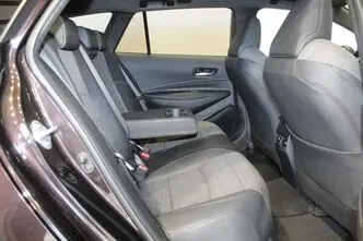 Toyota Corolla, 1.2, 85 kW, бензин, автомат, передний привод