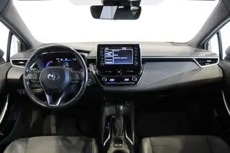 Toyota Corolla, 1.2, 85 kW, бензин, автомат, передний привод