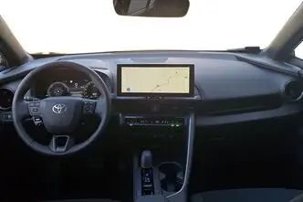 Toyota C-HR, 1.8, 72 kW, hybrid, automatic, front-wheel drive