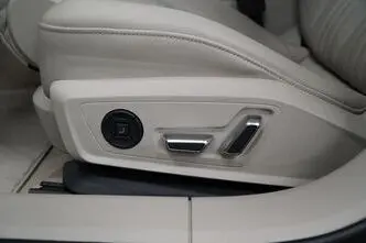 Audi A6, 3.0, 170 kW, hybrid, automatic, four-wheel drive