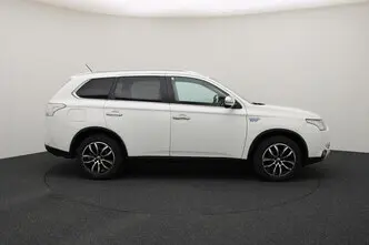 Mitsubishi Outlander, 2.0, 89 kW, pistikhübriid, automaat, nelikvedu