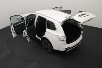 Mitsubishi Outlander, 2.0, 89 kW, pistikhübriid, automaat, nelikvedu