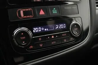 Mitsubishi Outlander, 2.0, 89 kW, pistikhübriid, automaat, nelikvedu
