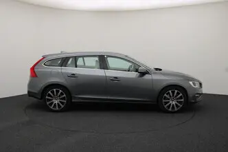 Volvo V60, 2.4, 162 kW, plug-in hybrid, automatic, four-wheel drive