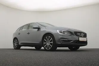 Volvo V60, 2.4, 162 kW, plug-in hybrid, automatic, four-wheel drive