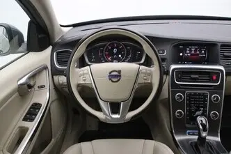 Volvo V60, 2.4, 162 kW, plug-in hybrid, automatic, four-wheel drive