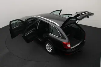 Škoda Superb, 1.6, 77 kW, diisel, manuaal, esivedu