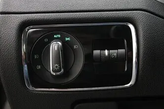 Škoda Superb, 1.6, 77 kW, diisel, manuaal, esivedu