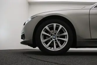 BMW 320, 2.0, 135 kW, бензин, автомат, задний привод