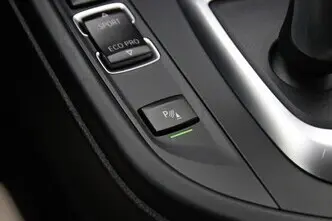 BMW 320, 2.0, 135 kW, бензин, автомат, задний привод