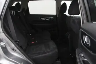 Nissan X-Trail, 1.6, 120 kW, бензин, механическая, передний привод