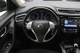 Nissan X-Trail, 1.6, 120 kW, бензин, механическая, передний привод