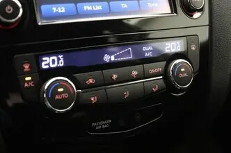 Nissan X-Trail, 1.6, 120 kW, бензин, механическая, передний привод